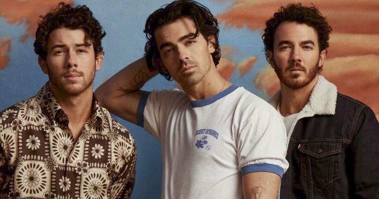Jonas Brothers: série de shows na Broadway revisitará carreira do grupo 